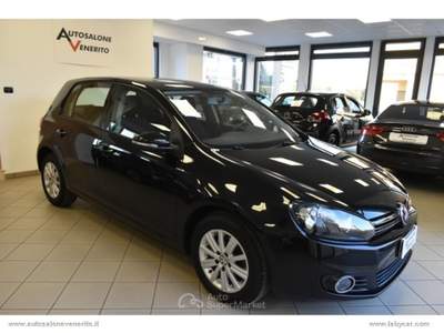 Volkswagen Golf Golf 1.2 TSI 5p. Comf. BlueM. Tech. Nero usata San Michele Salentino