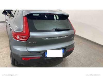 Volvo XC40 XC40 D3 AWD Geartronic                                                         Grigio usata Valsamoggia