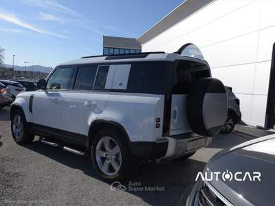 Land Rover Defender Defender 110 2.0 Si4 300 CV AWD Auto HSE 7 POSTI Bianco usata Carsoli