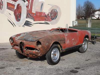 Alfa Romeo Giulietta Spider 1300 Passo Corto Bianco usata RONCADE