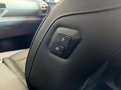 Citroen C5 C5 x 1.6 hybrid shine pack 225cv e-eat8 Bianco usata Torino