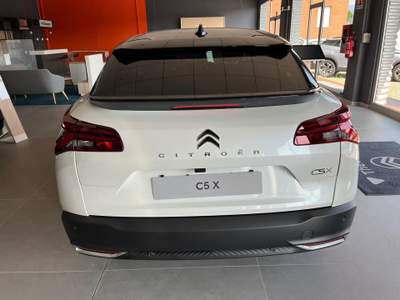 Citroen C5 C5 x 1.6 hybrid shine pack 225cv e-eat8 Bianco usata Torino