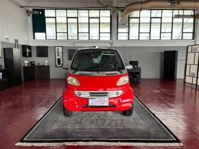 Smart ForTwo 0.6 Smart&Pure 55cv Rosso usata Pontirolo Nuovo