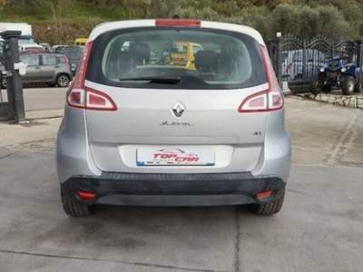 Renault Scénic 1.5 dci Luxe 110cv Argento usata Gioia Sannitica