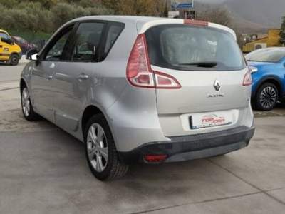 Renault Scénic 1.5 dci Luxe 110cv Argento usata Gioia Sannitica