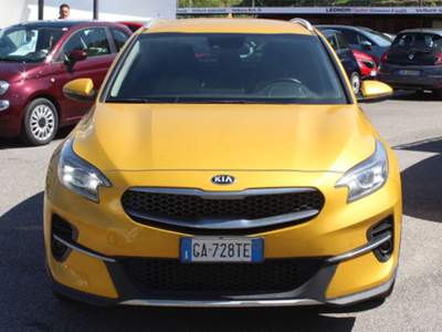 Kia XCeed  - xceed 1.4 t-gdi evolution 140cv dct 7m Giallo usata ROMA