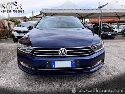 Volkswagen Passat 2.0 TDI 150CV DSG Aut. BUSINESS Blu/Azzurro usata Grottaminarda