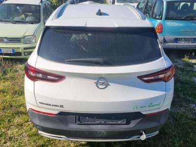 Opel Grandland 1.5 diesel Ecotec Start&Stop Innovation Bianco usata Giugliano in Campania