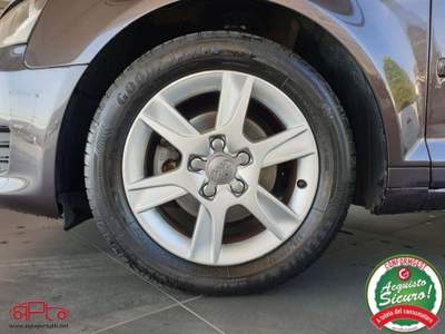 Audi A3 SPB 1.6 TDI 105 CV CR Ambiente Grigio usata Palermo