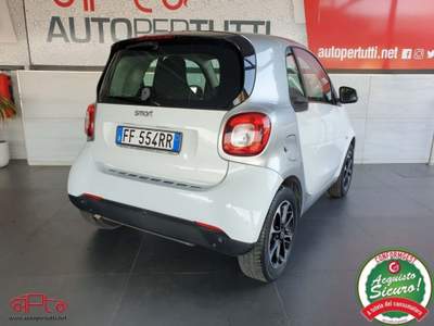 Smart ForTwo 70 1.0 twinamic Passion Bianco usata Palermo