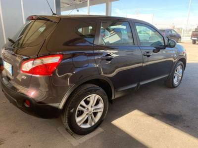 Nissan Qashqai  Nero usata Sant'Antimo