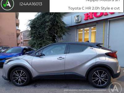 Toyota C-HR C-HR 2.0h Style e-cvt Grigio usata Varese