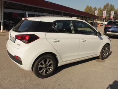 Hyundai i20 1.2 5 porte Connectline usata Roma