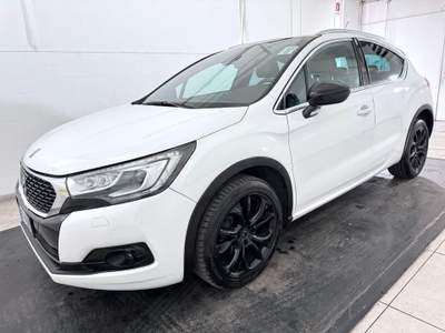 DS Automobiles DS 4 1.6 bluehdi Sport S&S 119cv Bianco usata Pescara