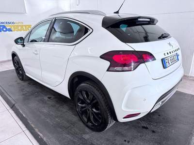 DS Automobiles DS 4 1.6 bluehdi Sport S&S 119cv Bianco usata Pescara