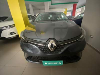 Renault Clio  Grigio usata Pulsano