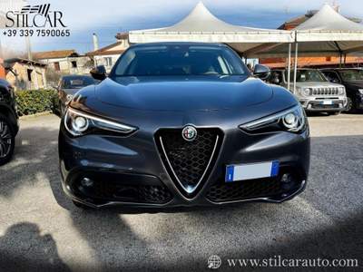 Alfa Romeo Stelvio 2.2 210CV AT8 Q4 EXECUTIVE Grigio usata Grottaminarda