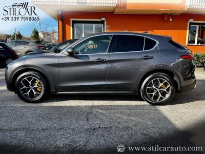 Alfa Romeo Stelvio 2.2 210CV AT8 Q4 EXECUTIVE Grigio usata Grottaminarda
