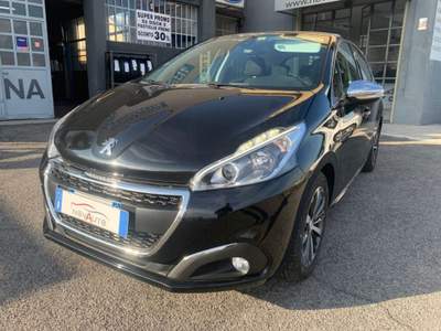 Peugeot 208 BlueHDi 75 5 porte OK NEO Nero usata Nova Milanese