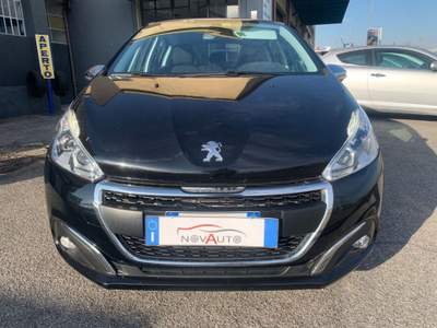 Peugeot 208 BlueHDi 75 5 porte OK NEO Nero usata Nova Milanese