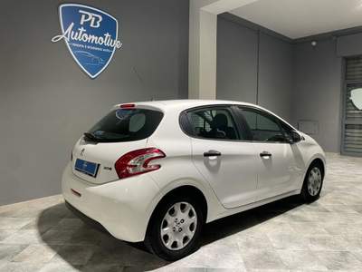 Peugeot 208 VAN Bianco usata Adelfia