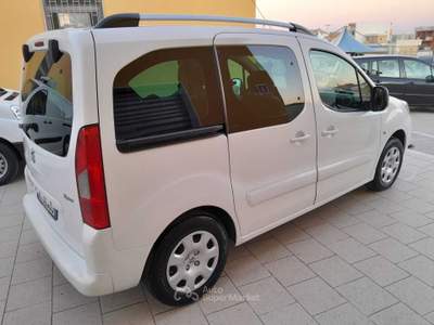 Peugeot Partner 1.6 HDI 90cv 5 Posti Bianco usata Manfredonia