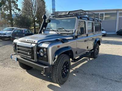 Land Rover Defender 110 2.5 Td5 S.W. SE Grigio usata Casalgrande