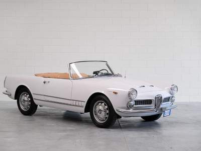 Alfa Romeo Giulia Spider Touring  Bianco usata Brembate