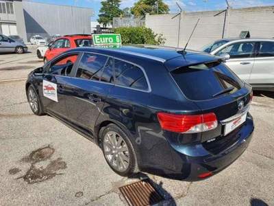 Toyota Avensis ESEMPLARE FULL OPTIONAL GANGIO TRAINO Blu/Azzurro usata Campagnola