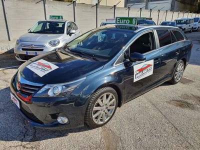 Toyota Avensis ESEMPLARE FULL OPTIONAL GANGIO TRAINO Blu/Azzurro usata Campagnola