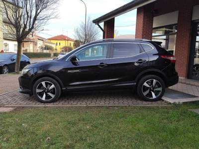Nissan Qashqai 1.2 DIG-T Tekna Nero usata Limbiate