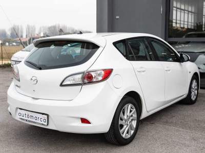 Mazda 3 Mazda3 1.6 MZ-CD 115 CV 5p. Active Bianco usata Silea