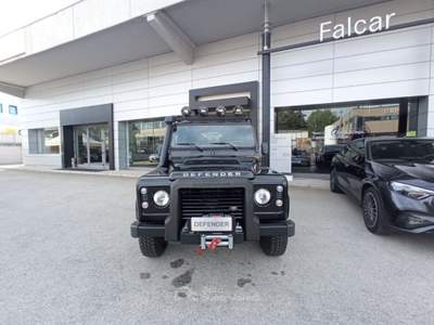 Land Rover Defender 90 2.2 TD4 Station Wagon SE N1 Nero usata Potenza