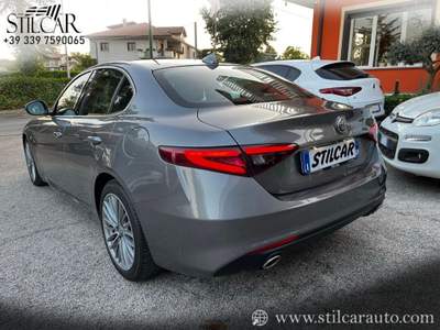 Alfa Romeo Giulia 2.2 190CV AT8 Auto EXECUTIVE Grigio usata Grottaminarda