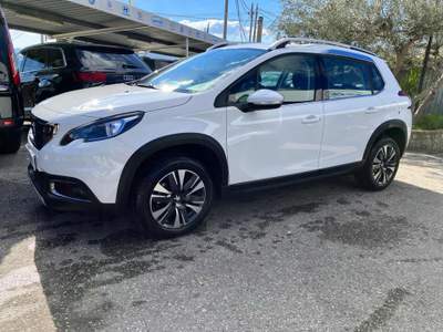 Peugeot 2008 PureTech 82 S&S Allure Bianco usata Nicosia