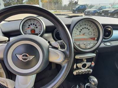 MINI Cooper MINI COOPER D AUTOMATICA Bianco usata Formello