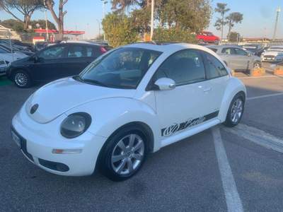 Volkswagen New Beetle 1.6 limited edition automatica tetto Bianco usata Roma