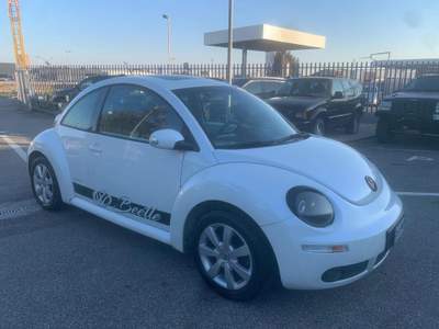 Volkswagen New Beetle 1.6 limited edition automatica tetto Bianco usata Roma