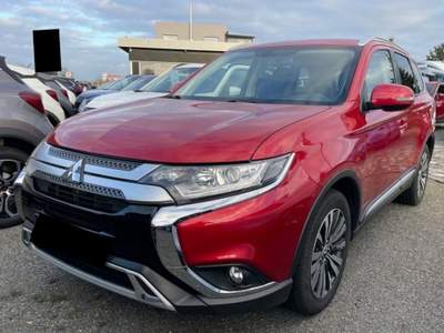Mitsubishi Outlander 2.0 2WD CVT Diamond Rosso usata Castelnuovo Rangone