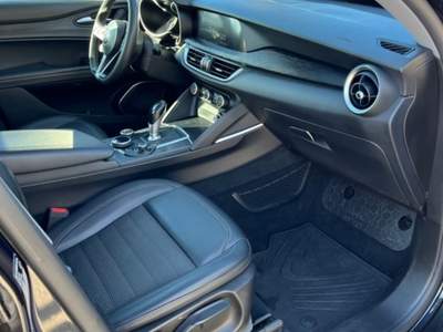Alfa Romeo Stelvio 2.2 Turbodiesel 190 CV AT8 Q4 Business Nero usata Vico Equense