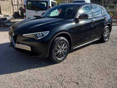 Alfa Romeo Stelvio 2.2 Turbodiesel 190 CV AT8 Q4 Business Nero usata Vico Equense