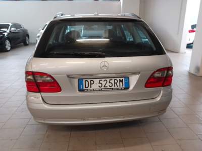 Mercedes-Benz Classe E CAMBIO AUTOMATICO Argento usata Verona