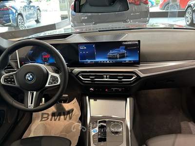 BMW Serie 5 M5 I4 m50 Nero usata Cuneo