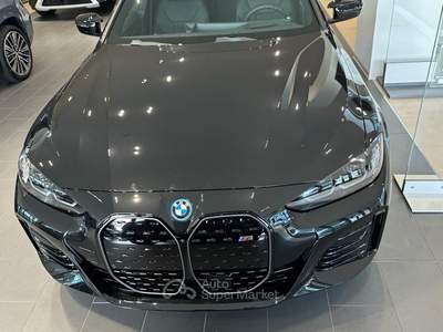 BMW Serie 5 M5 I4 m50 Nero usata Cuneo