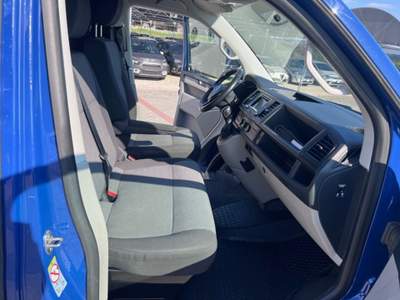 Volkswagen Transporter 2.0 TDI 150CV DSG Furgone Allestito / Gancio Blu/Azzurro usata Pieve di Soligo
