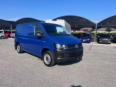 Volkswagen Transporter 2.0 TDI 150CV DSG Furgone Allestito / Gancio Blu/Azzurro usata Pieve di Soligo