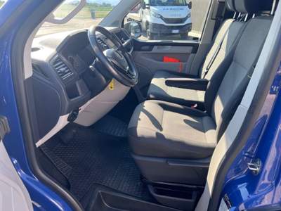 Volkswagen Transporter 2.0 TDI 150CV DSG Furgone Allestito / Gancio Blu/Azzurro usata Pieve di Soligo