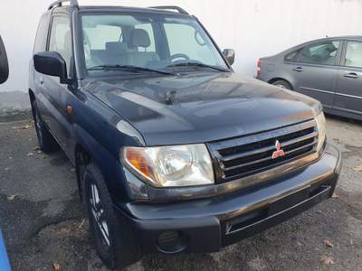 Mitsubishi Pajero Pinin 1.8 16V MPI 3 porte Nero usata Piacenza