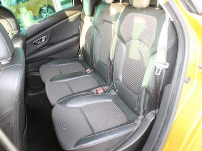 Renault Scénic 1.7 Blue dCi 120CV EDC Intens Arancione usata San Salvatore Telesino