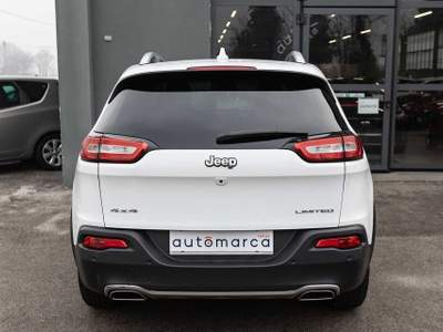 Jeep Cherokee 2.2 Mjt II 4WD Active Drive I Limited Bianco usata Silea